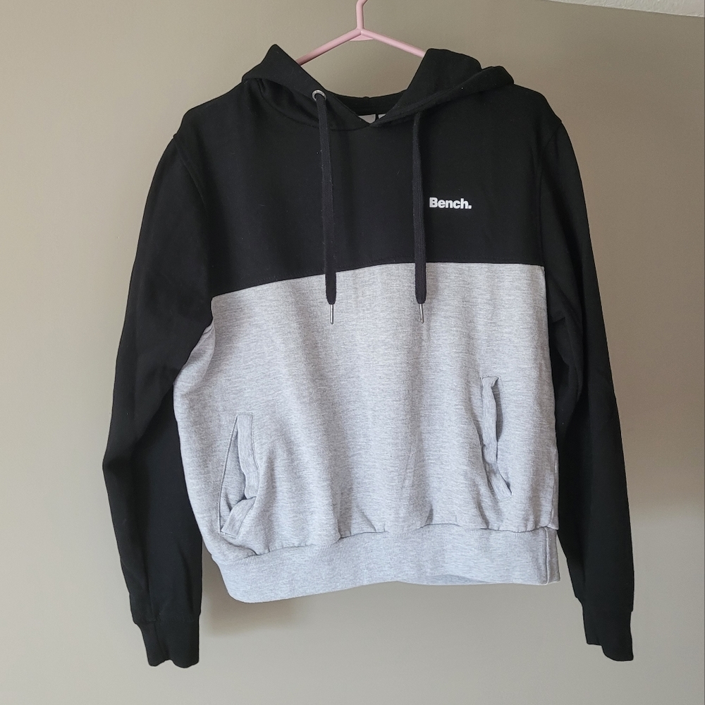 Women's Black and Grey Bench Hoodie Size XL